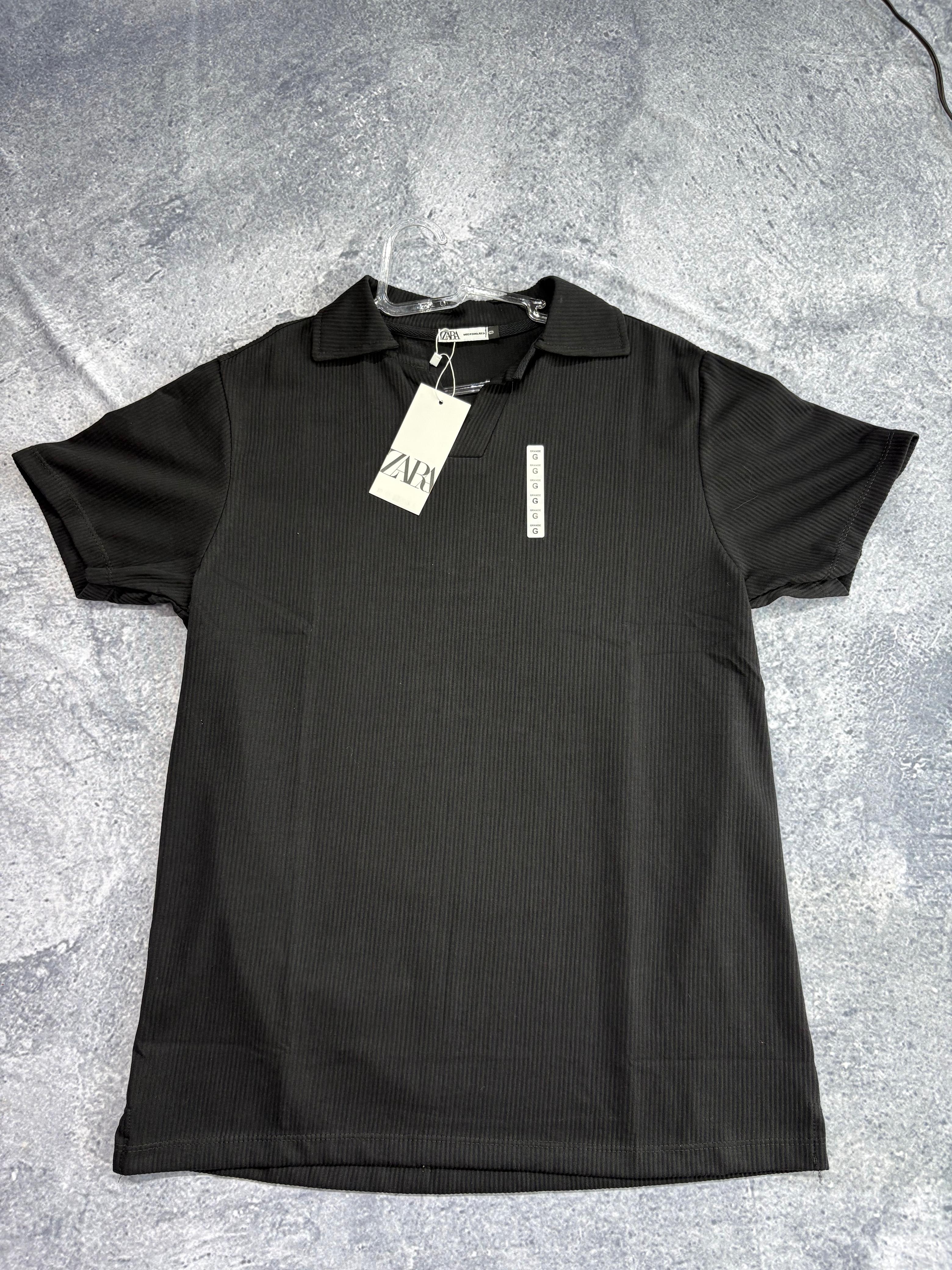 CAMIZETA ZARA GOLA V  ( PRETA)