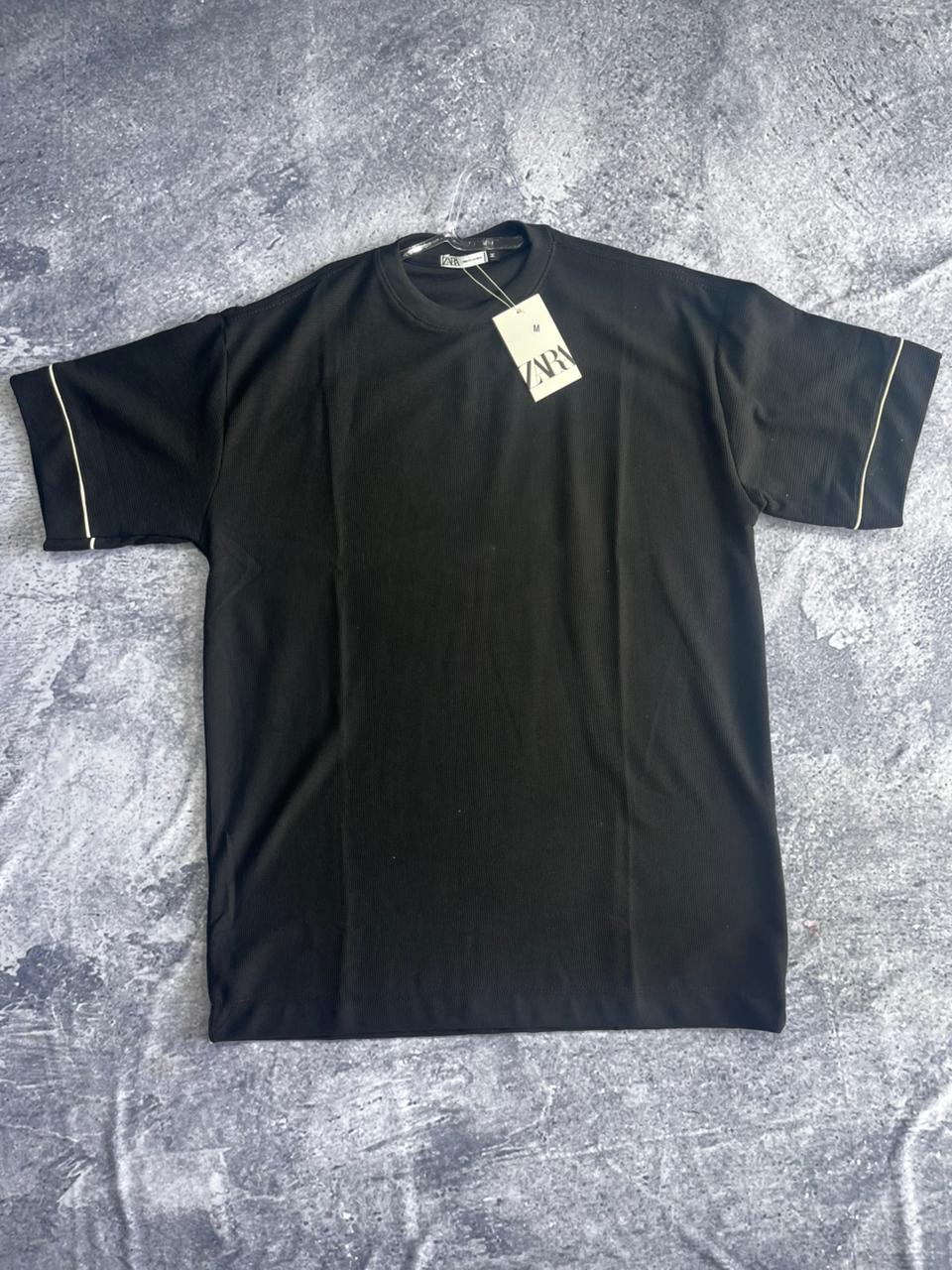 CAMISETA OVERSIZED ZARA TEXTURIZADA PRETA