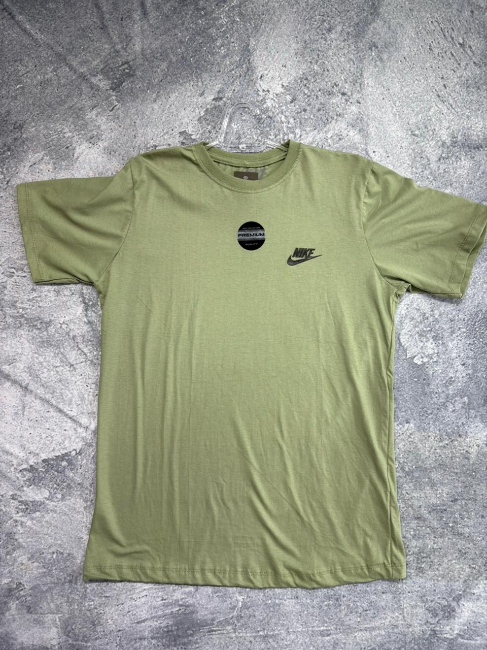 CAMISETA MALHA PREMIUM • 30.1 PENTEADA \& LAVADA