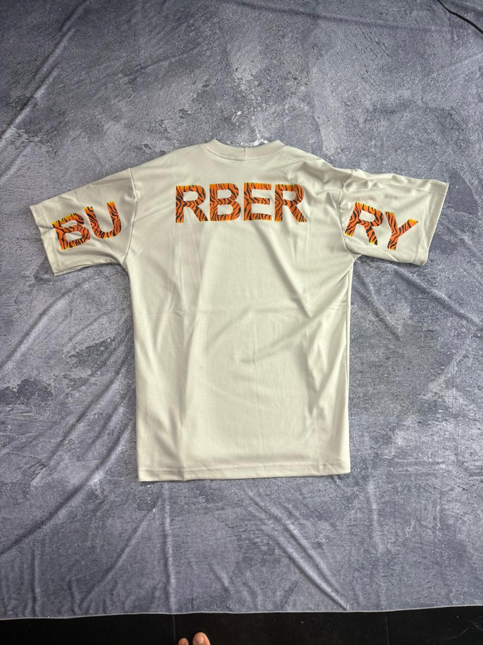 CAMISETA MALHÃO OVERSIZED BURBERRY