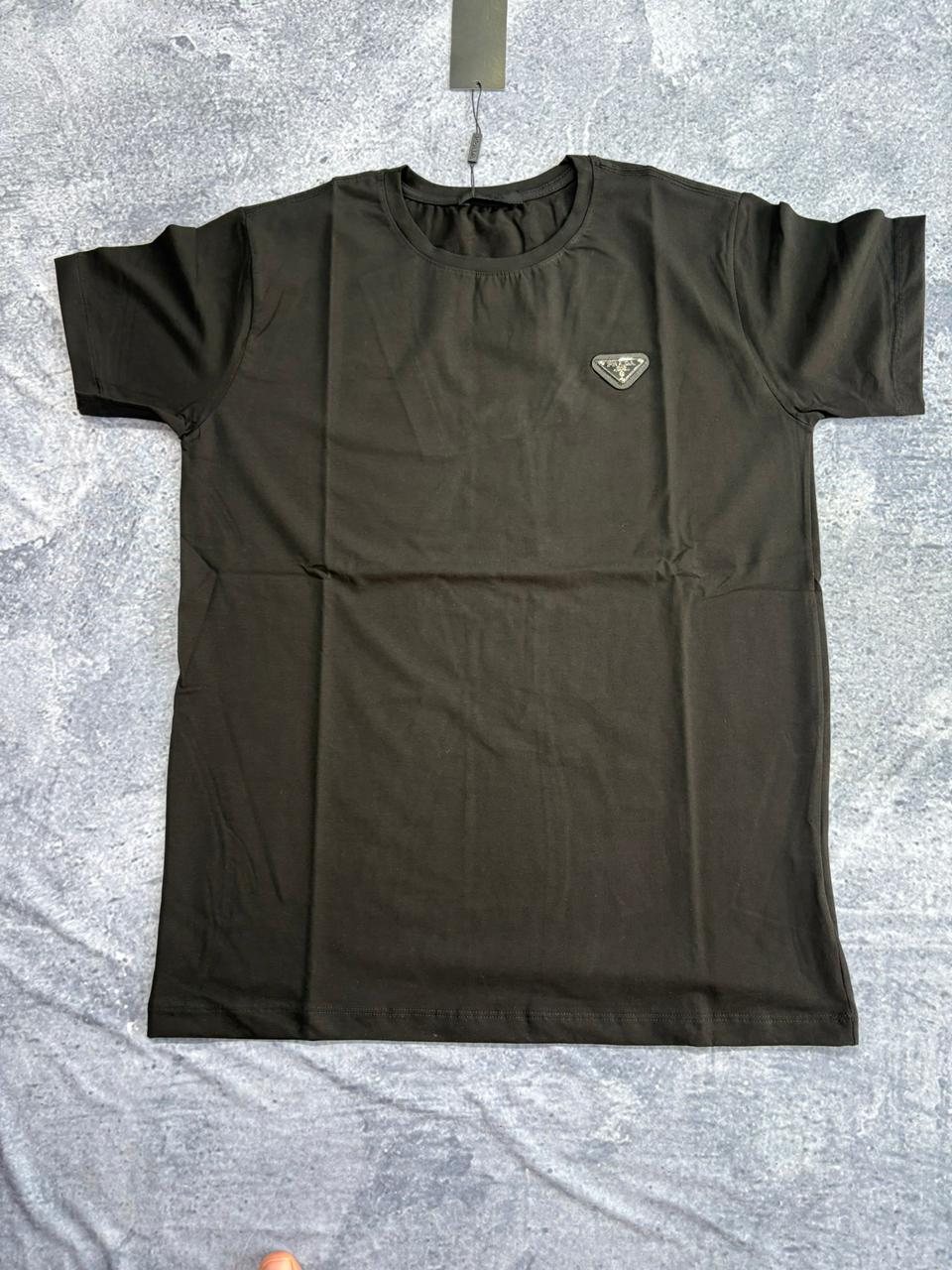 CAMISETAS DE GRIFE PRADA