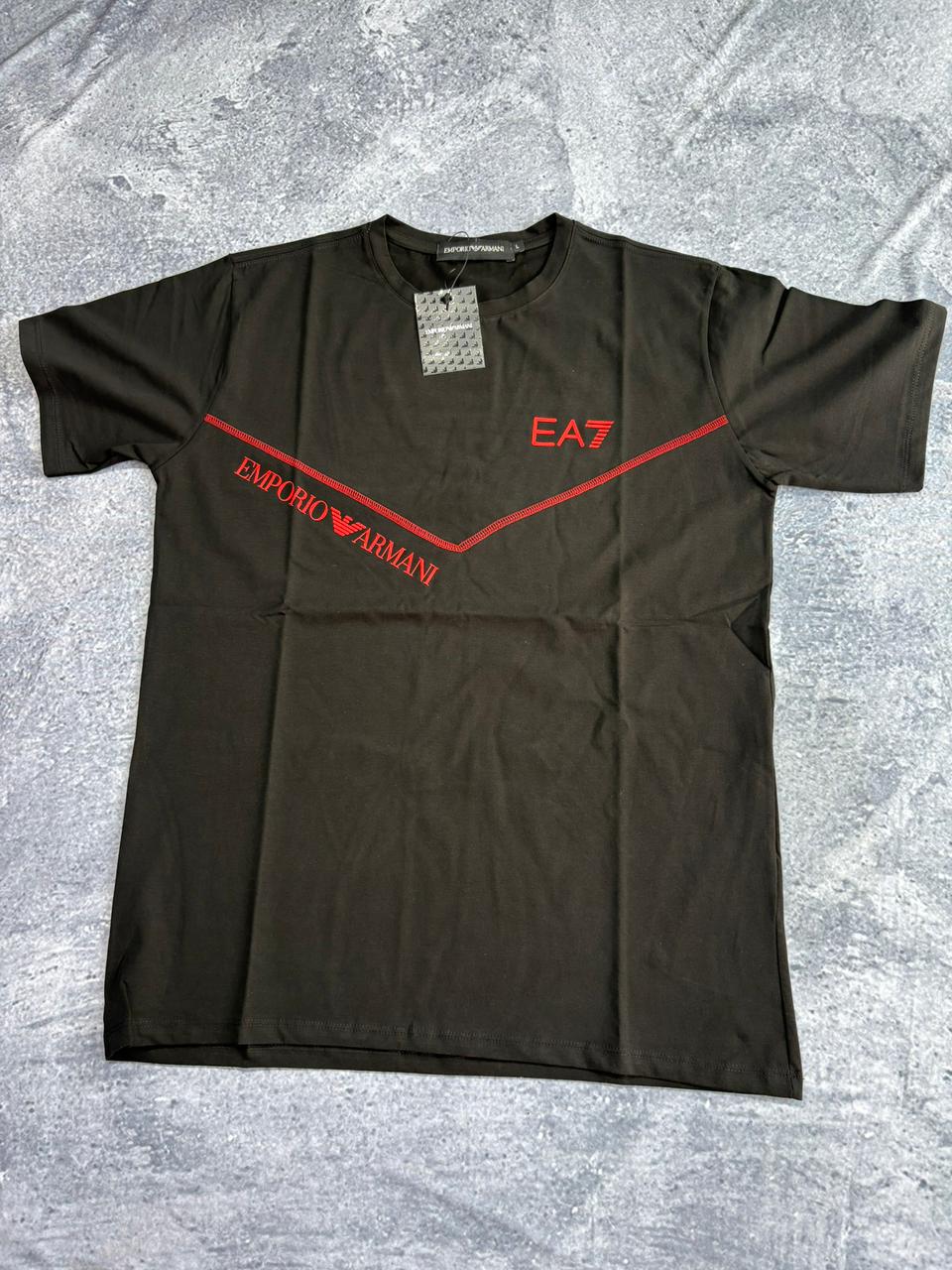 CAMISETAS DE GRIFE ARMANI PRETA
