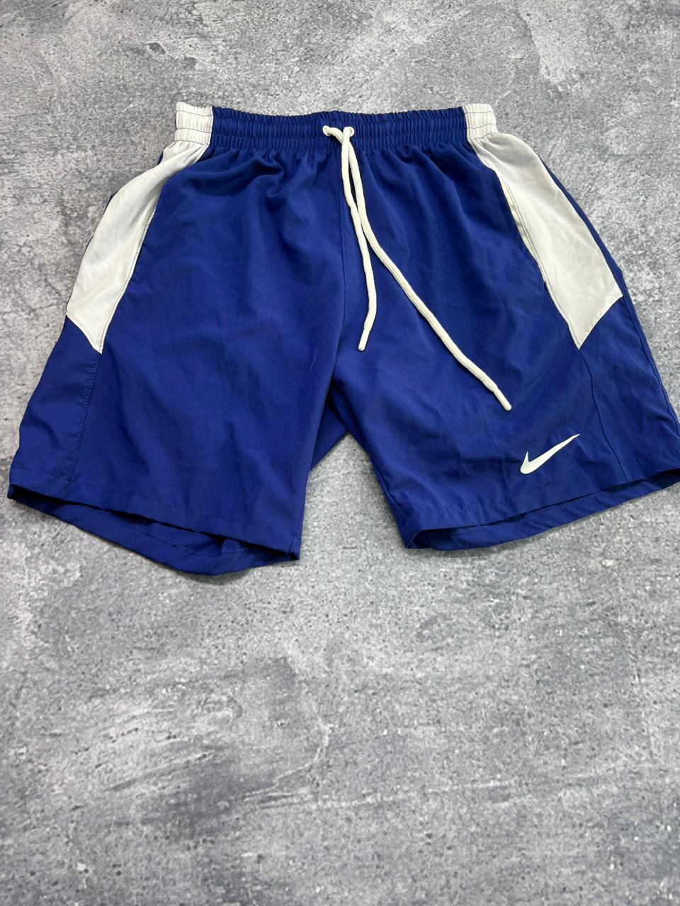 SHORT ELASTANO NIKE  PREMIUM AZUL listra branca