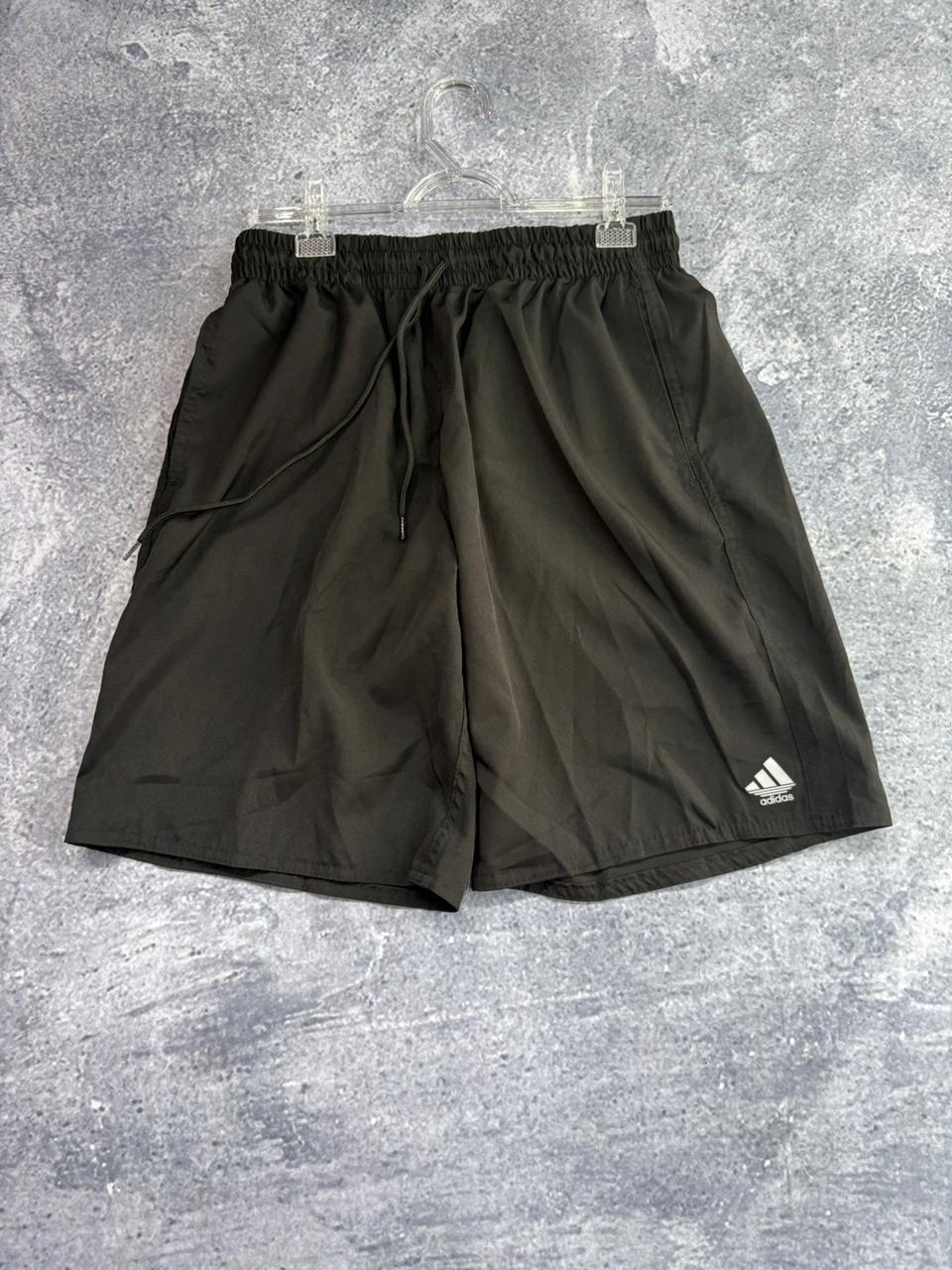 SHORT ELASTANO BASIC ADIDAS LONGO ( 3 listras antiga )