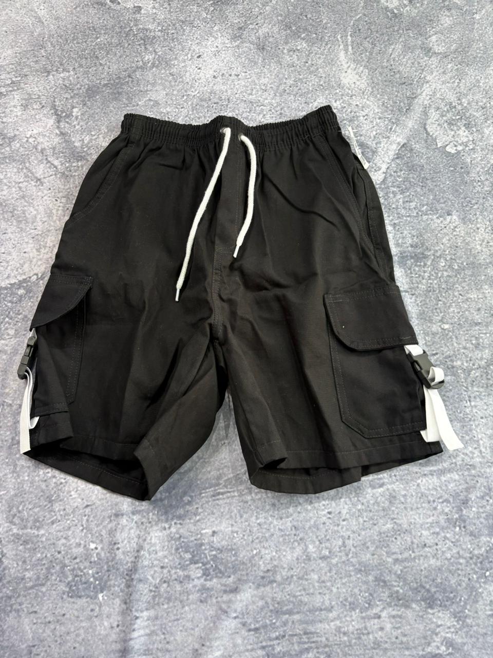 SHORT SARJA BOLSO CARGO PRETO SIMPLES