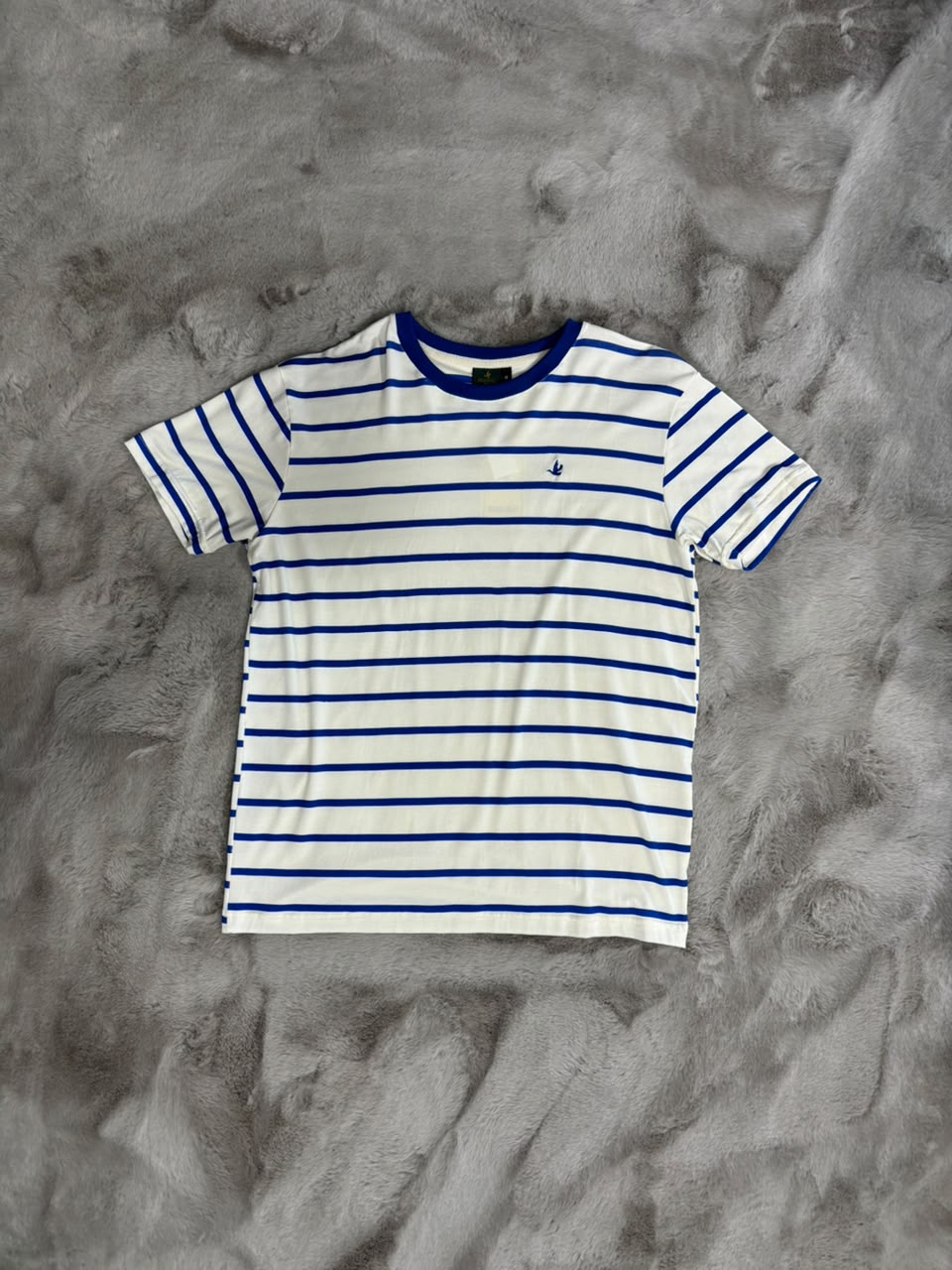 CAMISETA BROOKSFIELD LISTRADA AZUL E BRANCO