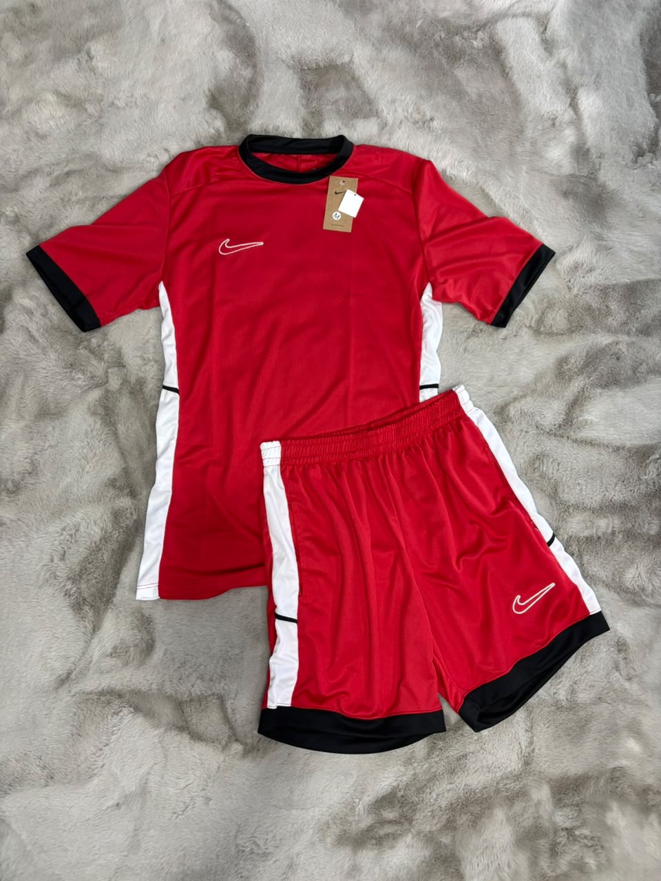 CONJUNTO DRY FIT NIKE VERMELHO
