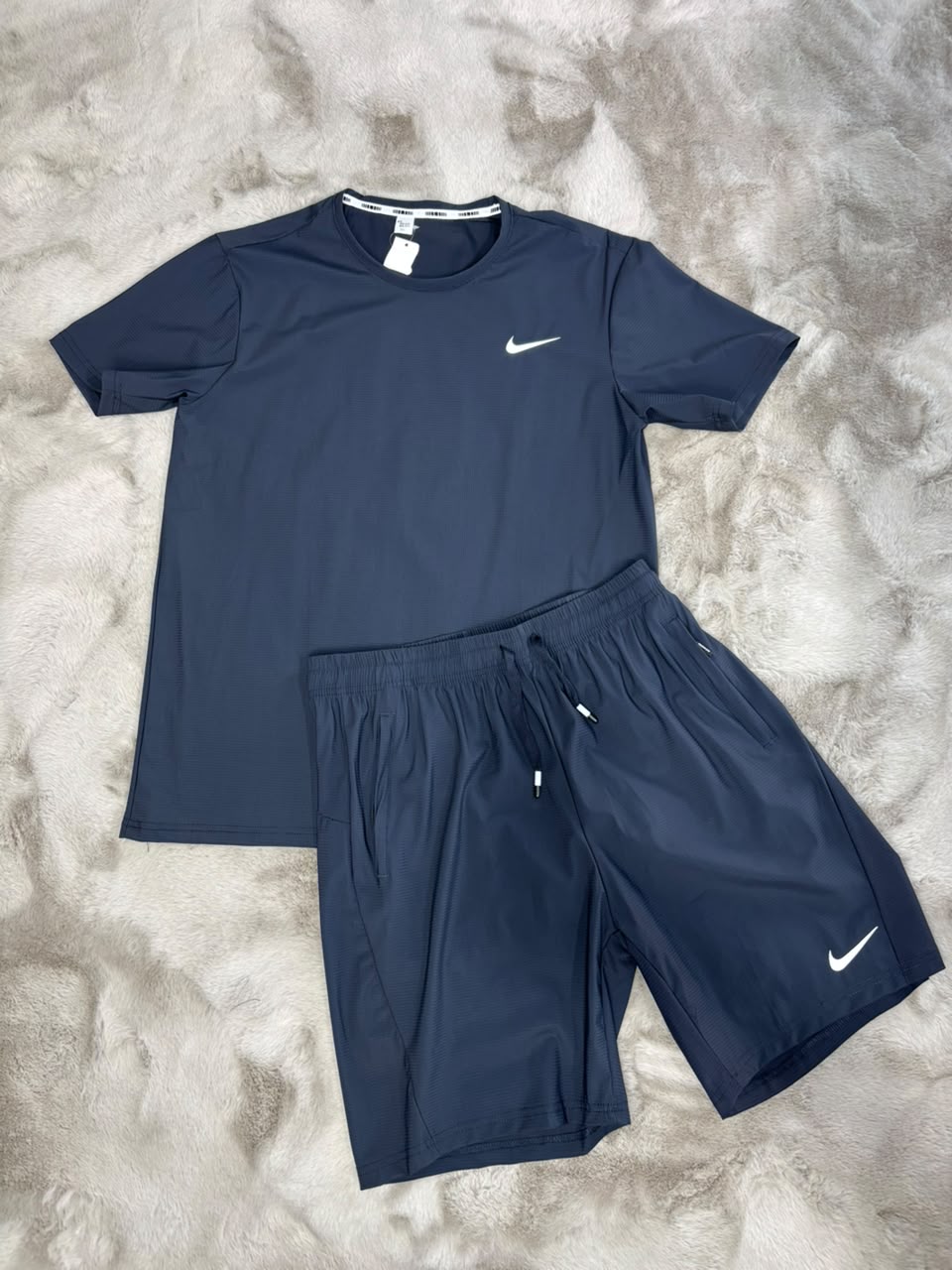CONJUNTO NIKE DRY FIT  PRETO