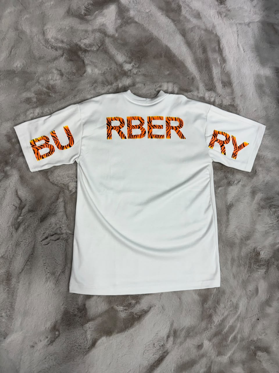 CAMISETA OVERSIZED BURBERRY